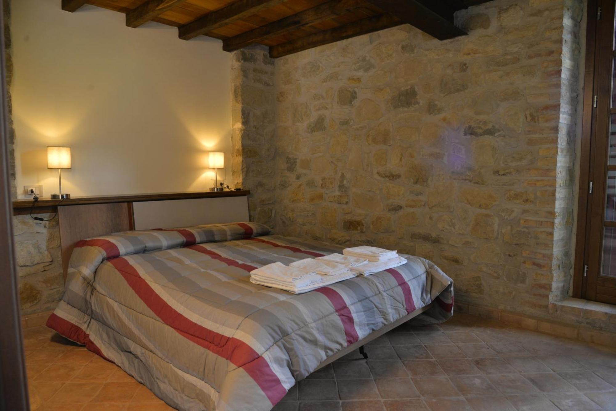 Agriturismo Campo Del Pillo Pietradura Exterior photo